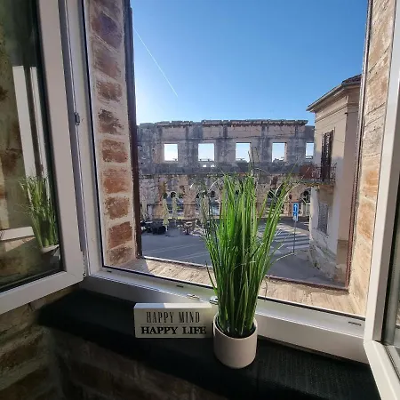 Anni Apartment Pula Exterior photo