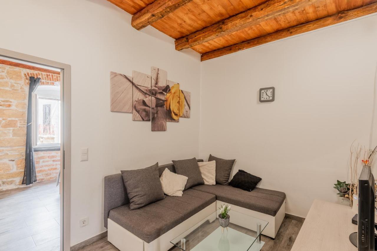 Anni Apartamento Pula